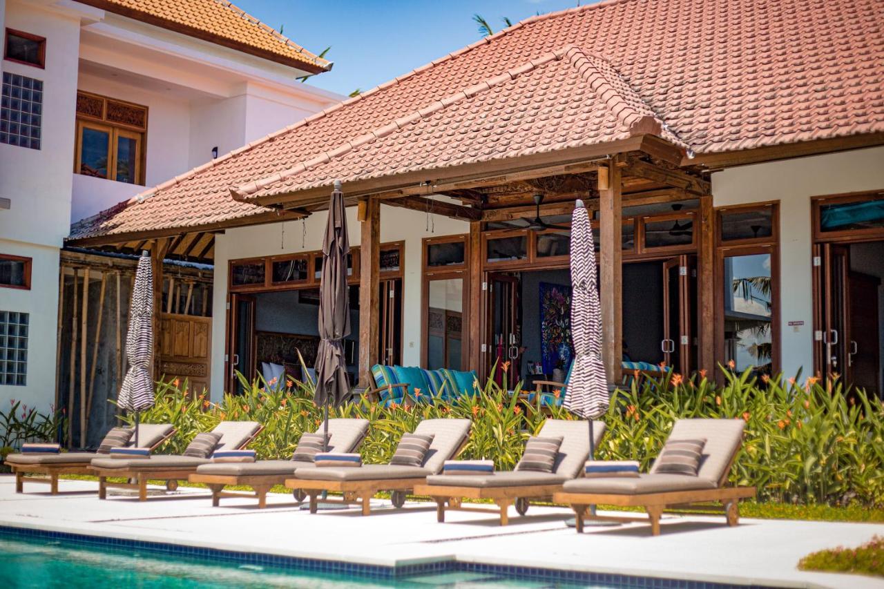 Wake In Paradise And Luxury Lebah Villas Villa
