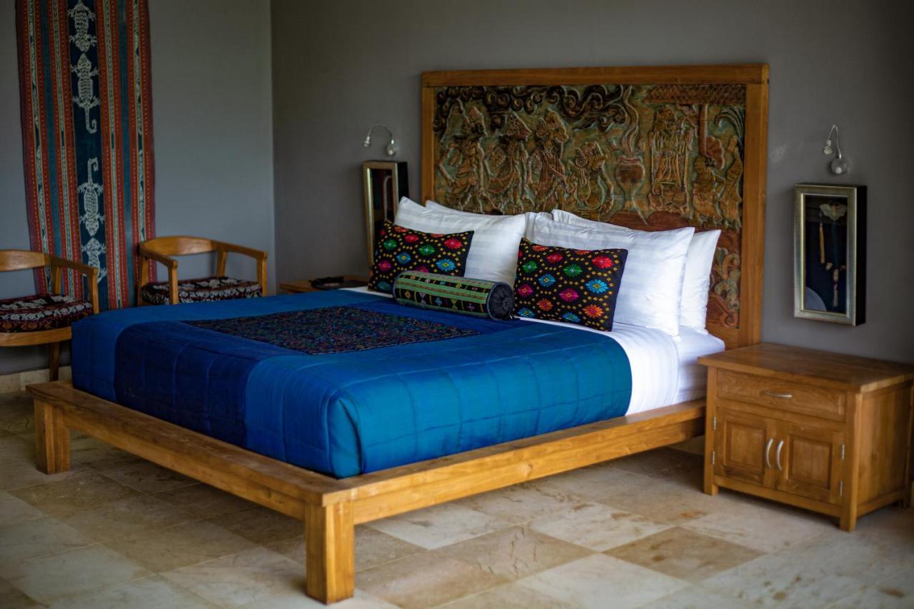 Wake In Paradise And Luxury Lebah Villas Villa *